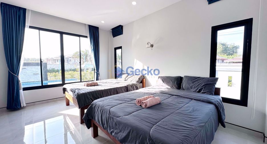 Casa en alquiler de 3 habitaciones en Bang Lamung, Chonburi