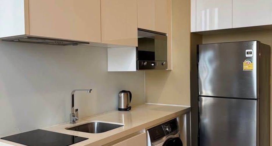 For rent 1 bed condo in Watthana, Bangkok