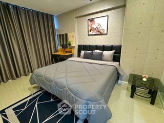 For rent 2 ベッドルーム condo in Huai Khwang, Bangkok