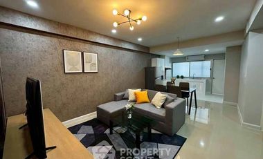 For rent 2 bedrooms condo in Huai Khwang, Bangkok