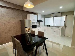 For rent 2 ベッドルーム condo in Huai Khwang, Bangkok