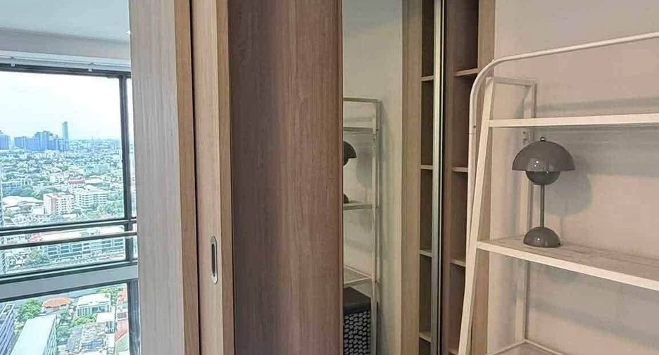 À louer 1 chambre condo à Watthana, Bangkok