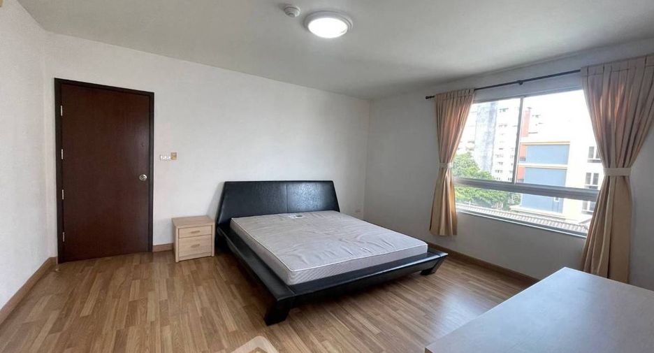 Apartamento en alquiler de 2 habitaciones en Khlong Toei, Bangkok