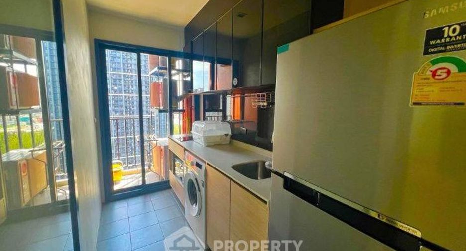 For rent 2 bedrooms condo in Bang Kapi, Bangkok