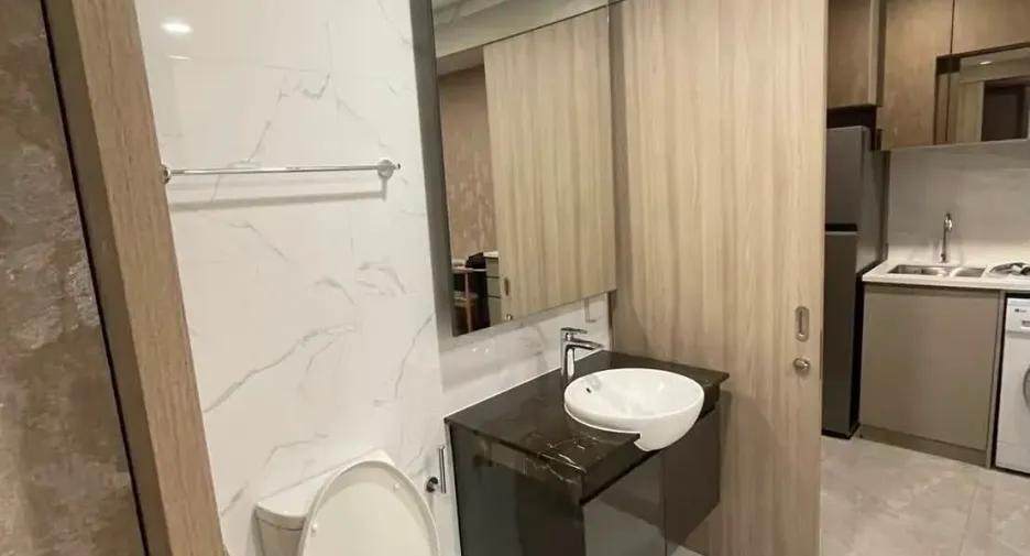 Wohnung zur Miete mit 1 Zimmer in Watthana, Bangkok