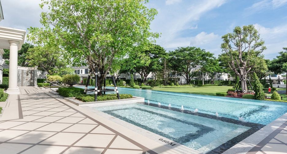 Casa en alquiler de 5 habitaciones en Bang Phli, Samut Prakan
