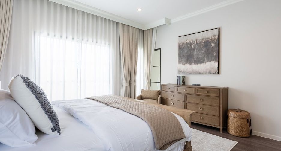 Casa en alquiler de 5 habitaciones en Bang Phli, Samut Prakan