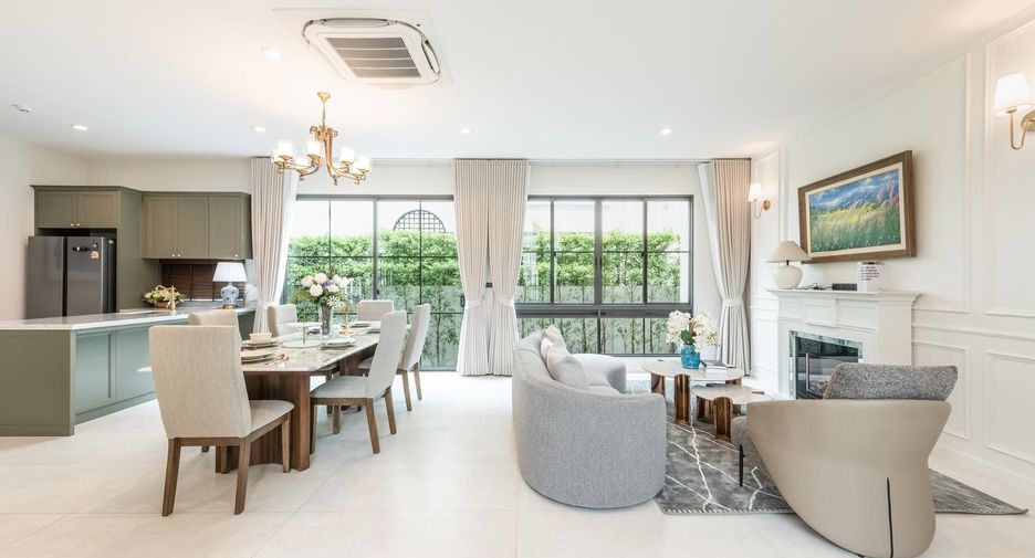 Casa en alquiler de 5 habitaciones en Bang Phli, Samut Prakan