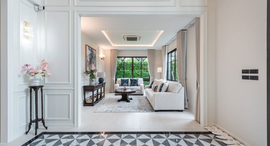 Casa en alquiler de 5 habitaciones en Bang Phli, Samut Prakan