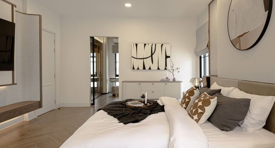 Haus zur Miete mit 3 Zimmer in Saphan Sung, Bangkok