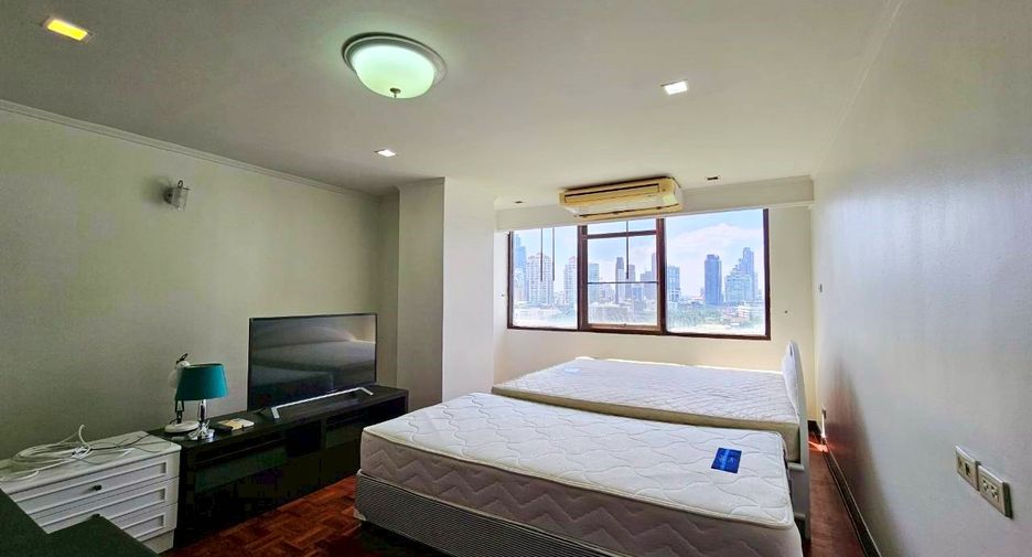 Wohnung zur Miete mit 3 Zimmer in Khlong Toei, Bangkok
