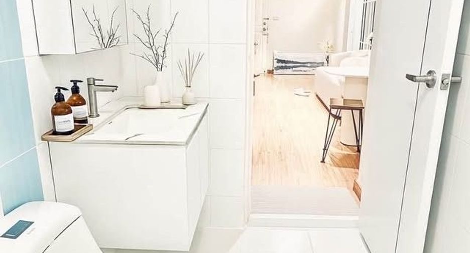 For sale and for rent 3 bedrooms condo in Bang Kapi, Bangkok