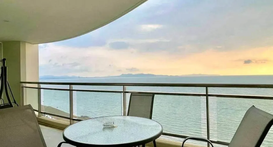 For rent 3 ベッドルーム condo in Jomtien, Pattaya