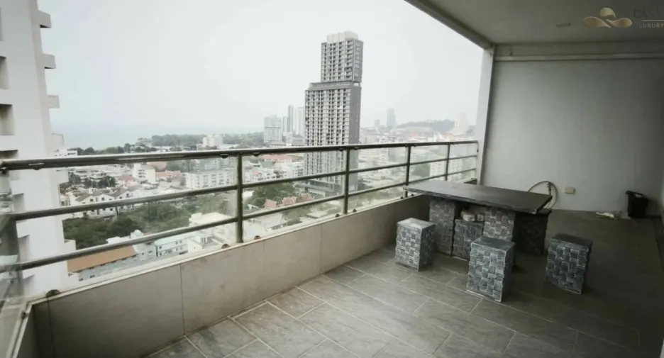 For sale 2 bedrooms condo in Bang Lamung, Chonburi
