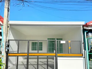 For sale 2 bedrooms townhouse in Bang Lamung, Chonburi