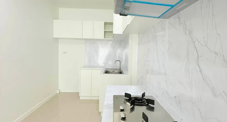 For sale 2 bedrooms townhouse in Bang Lamung, Chonburi