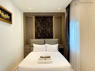 Villa en alquiler de 6 habitaciones en Bang Lamung, Chonburi