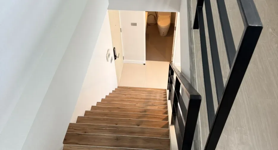 For rent 2 bedrooms condo in Bang Na, Bangkok