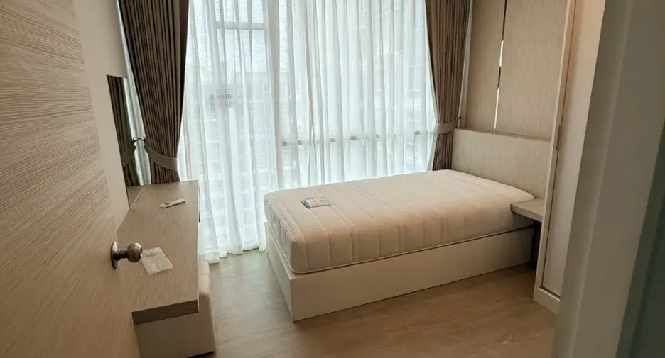 For rent 2 bedrooms condo in Bang Na, Bangkok