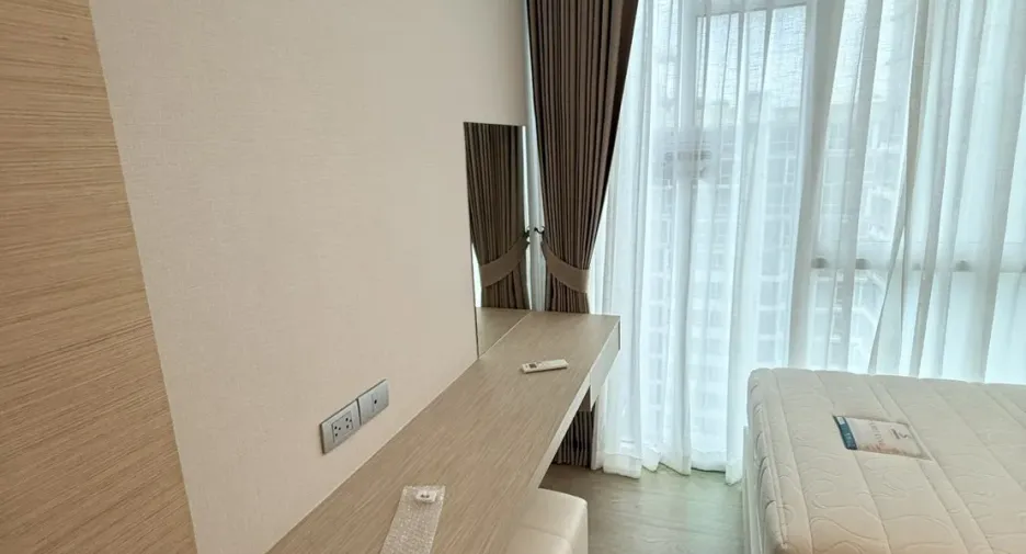 For rent 2 bedrooms condo in Bang Na, Bangkok