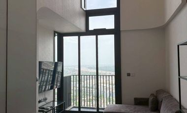 Condo en venta y en alquiler de 1 habitaciones en Phra Khanong, Bangkok