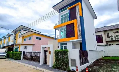 Haus zum Kauf mit 3 Zimmer in Sam Phran, Nakhon Pathom