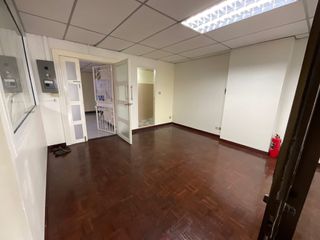 Oficina en alquiler en Bang Rak, Bangkok