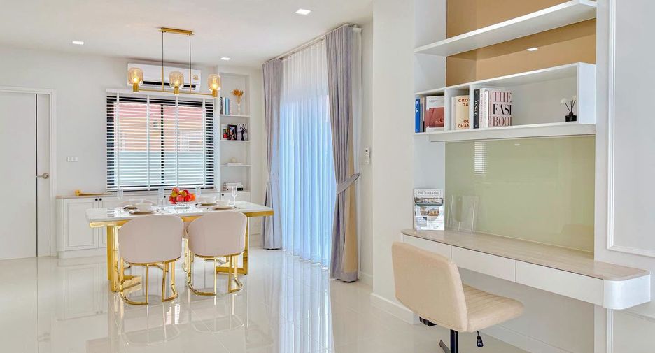 Casa en venta de 3 habitaciones en Bang Lamung, Chonburi