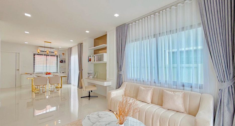 Casa en venta de 3 habitaciones en Bang Lamung, Chonburi