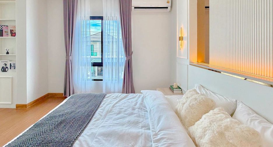 Casa en venta de 3 habitaciones en Bang Lamung, Chonburi