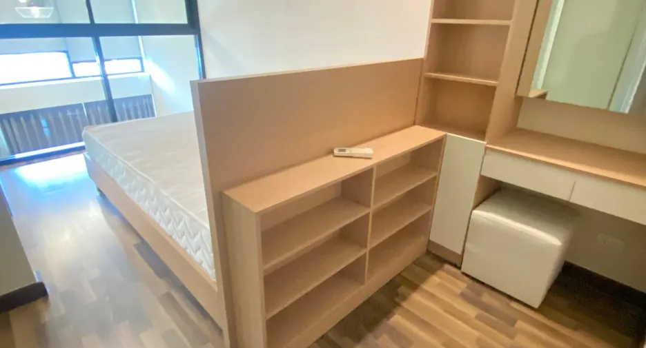 For sale 1 bed condo in Bang Na, Bangkok