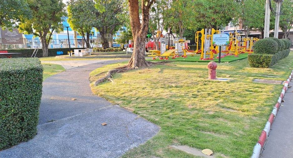 出售 3 卧室 联排别墅 在 Mueang Samut Prakan, Samut Prakan