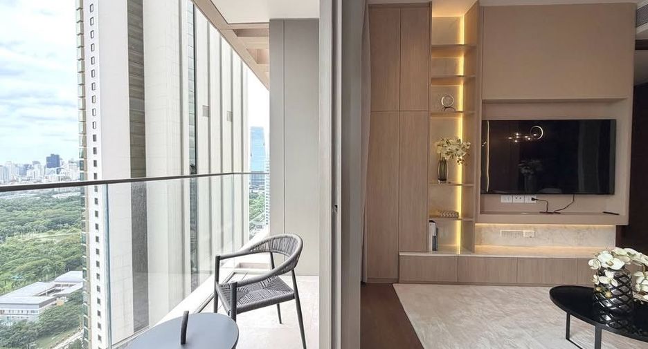 Wohnung zur Miete mit 1 Zimmer in Bang Rak, Bangkok