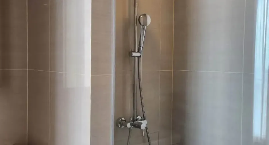 Condo en alquiler de 2 habitaciones en Khlong Toei, Bangkok