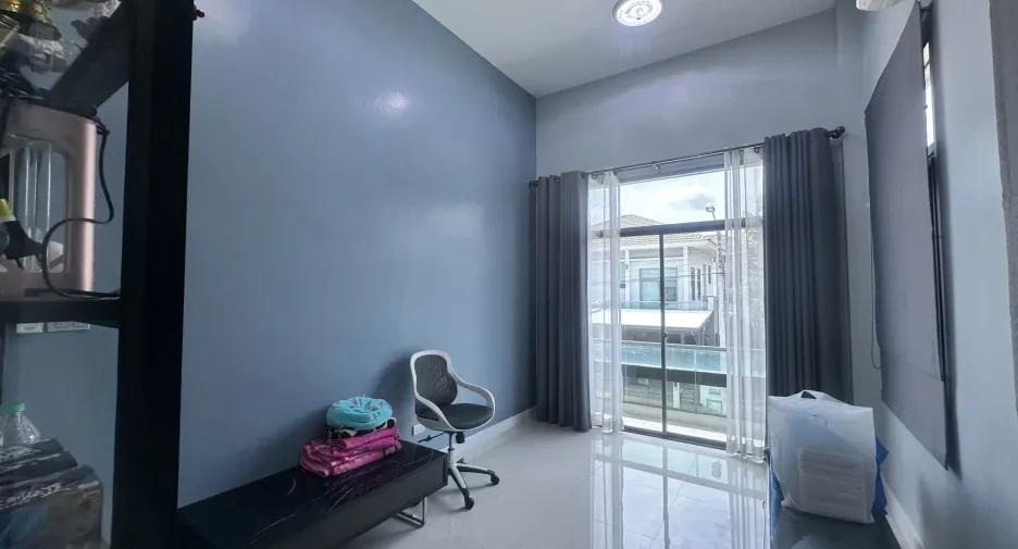 Casa en venta de 4 habitaciones en Pak Kret, Nonthaburi