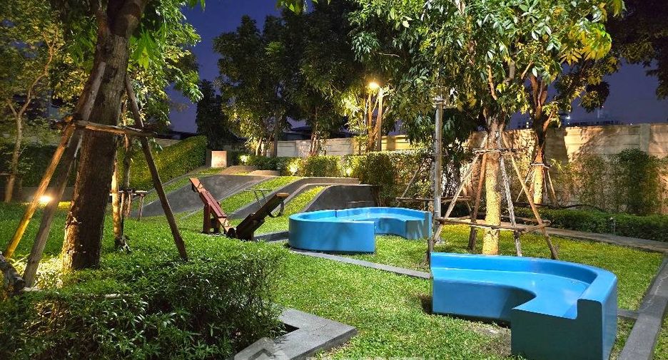 À vendre 1 chambre condo à Thon Buri, Bangkok