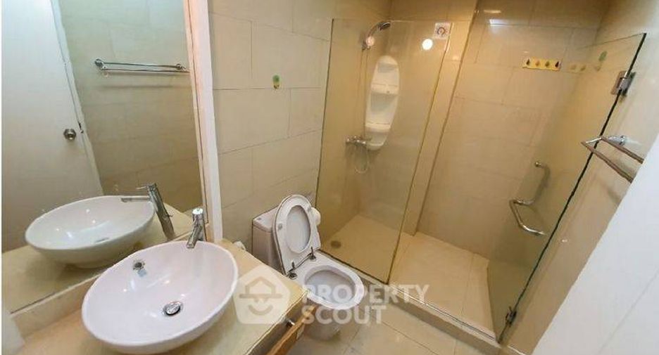 For rent and for sale 1 bed condo in Bang Rak, Bangkok