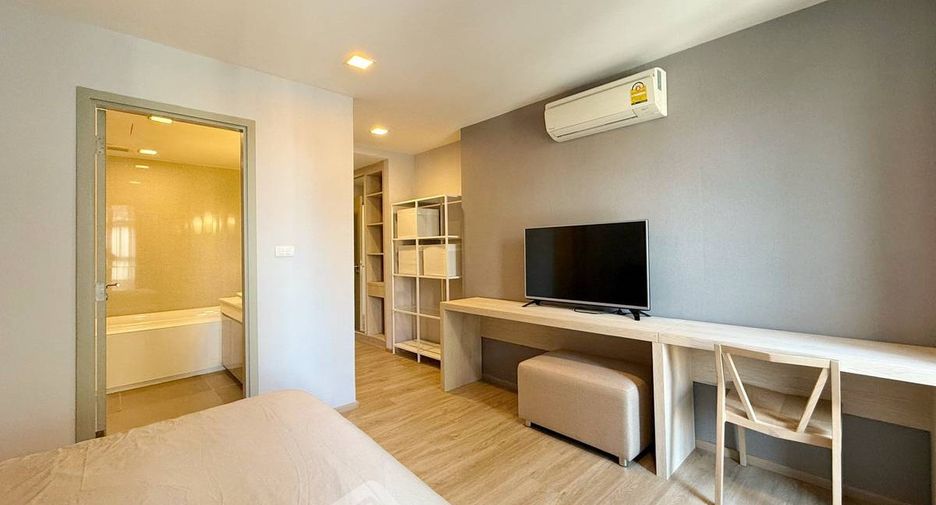 Wohnung zum Kauf mit 3 Zimmer in Khlong Toei, Bangkok