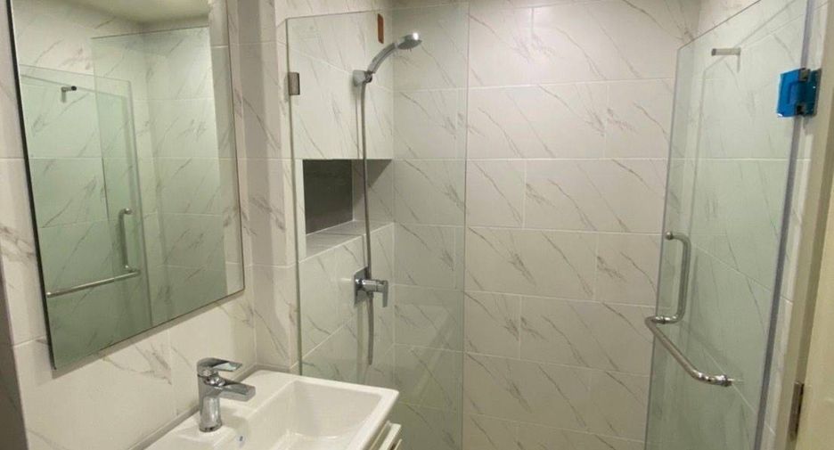 For sale 2 bedrooms condo in Bang Kapi, Bangkok