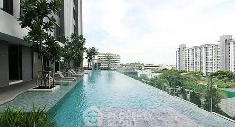 À vendre 1 chambre condo à Bang Na, Bangkok
