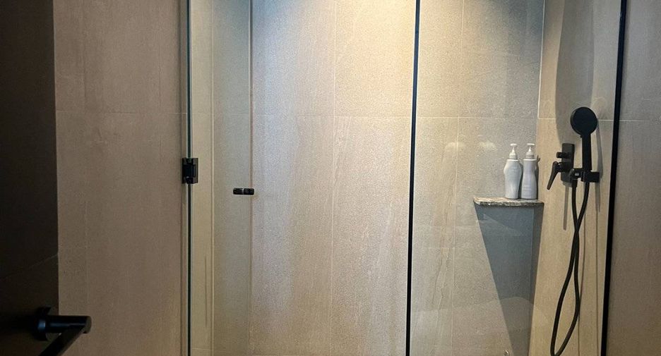 À vendre 1 chambre condo à Pathum Wan, Bangkok