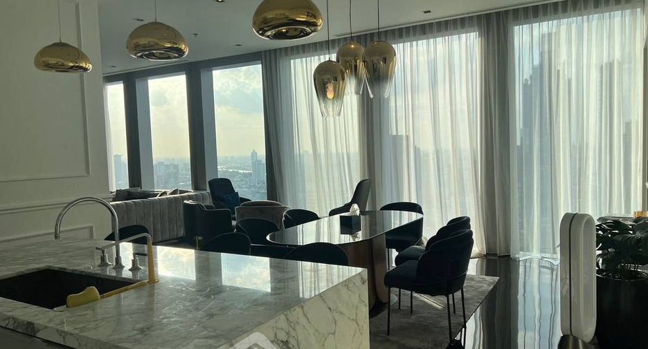 À vendre 2 chambres condo à Sathon, Bangkok