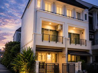 Reihenhaus zum Kauf mit 3 Zimmer in Suan Luang, Bangkok