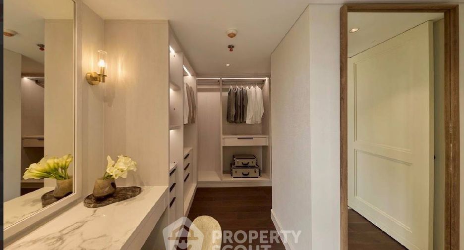 À vendre 3 chambres condo à Watthana, Bangkok