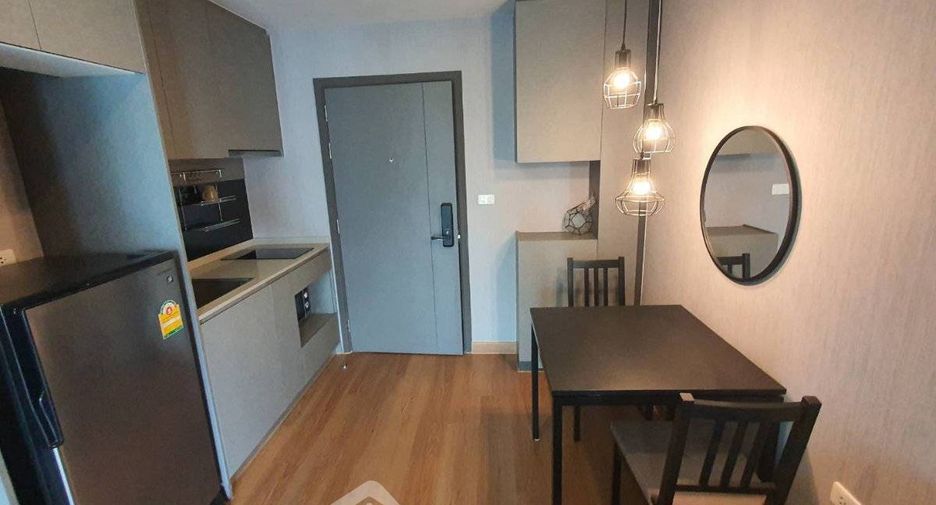 For sale 1 bed condo in Phra Khanong, Bangkok