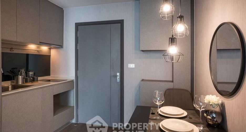 For sale 1 bed condo in Phra Khanong, Bangkok