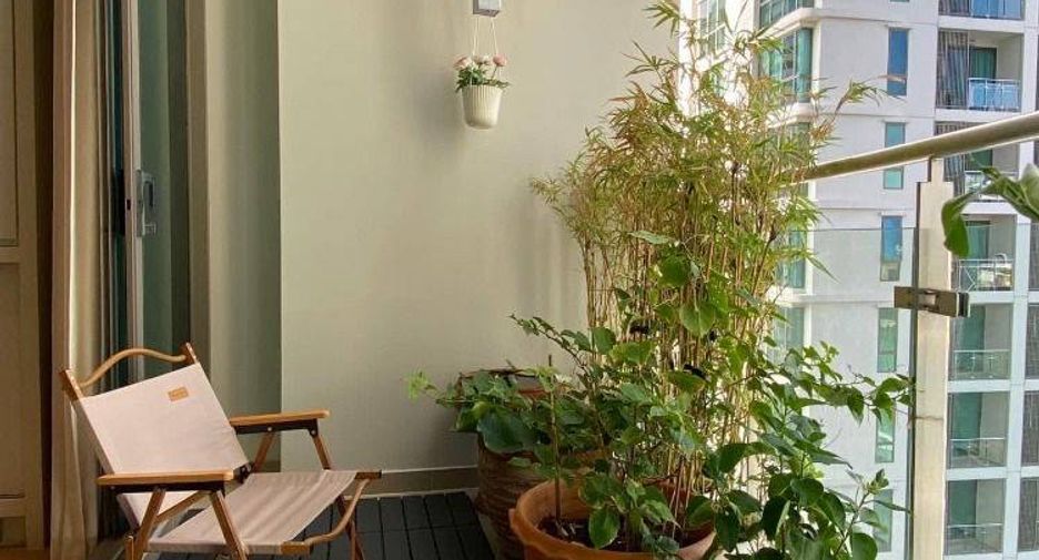 For sale 2 bedrooms condo in Watthana, Bangkok