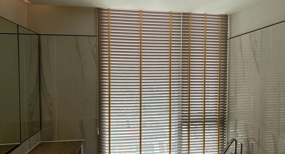Condo en venta de 2 habitaciones en Khlong Toei, Bangkok