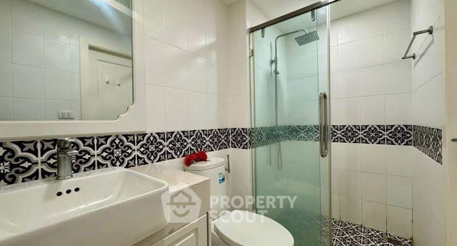 For sale 2 bedrooms condo in Jomtien, Pattaya