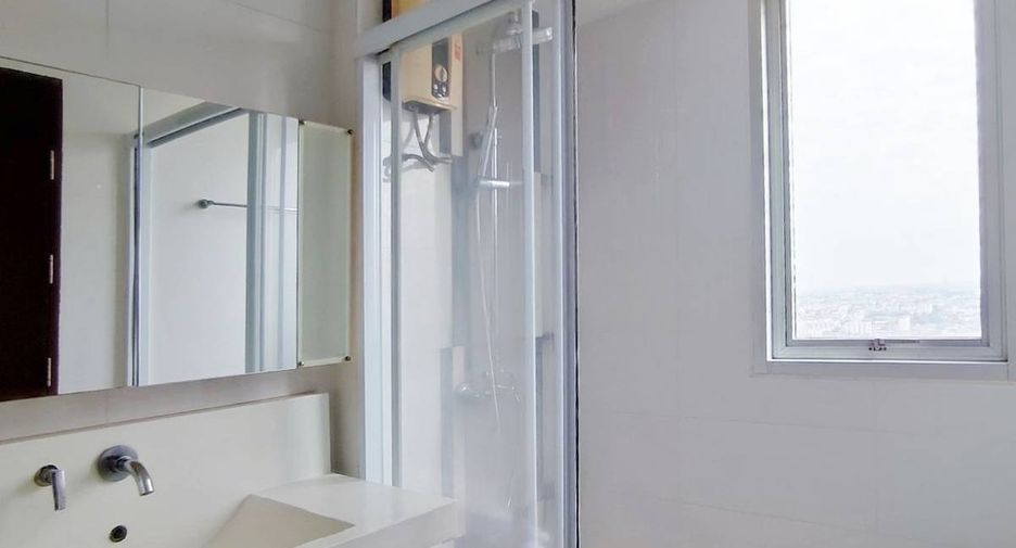 Condo en venta de 2 habitaciones en Huai Khwang, Bangkok